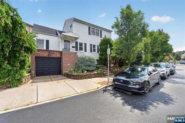 427 Kennedy Drive, Fairview, NJ 07022