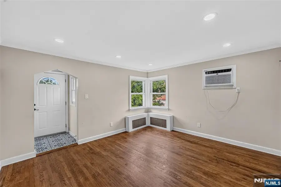 427 Kennedy Drive, Fairview, NJ 07022 - #3