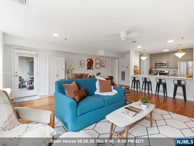 350 7th 3f, Hoboken, NJ 07030 - #1