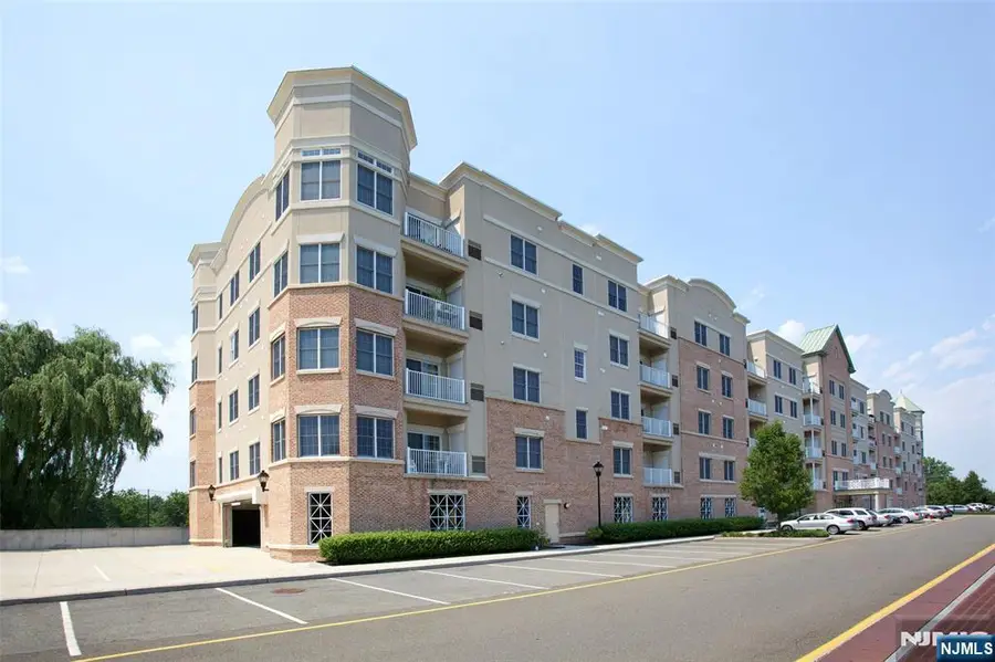 2107 Windsor Park Court 107, Englewood, NJ 07631 - #2