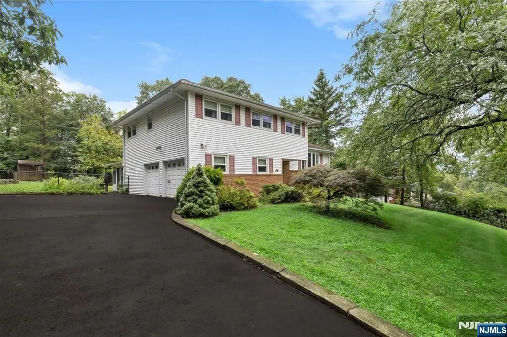 42 Aberdeen Avenue, Wayne, NJ 07470 - #1