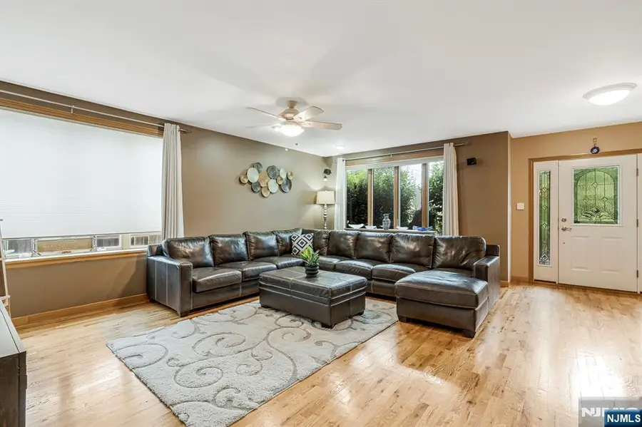 146 Bathurst Avenue, North Arlington, NJ 07031 - #3