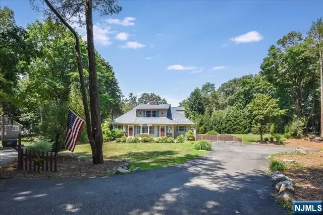 39 Circle Avenue, Wayne, NJ 07470 - #2