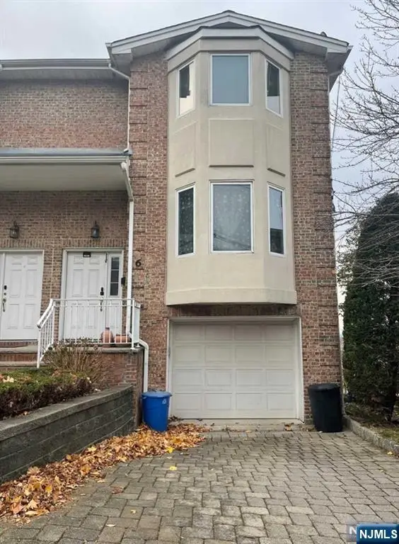 6 Kathleen Court, Ridgefield, NJ 07657 - #3