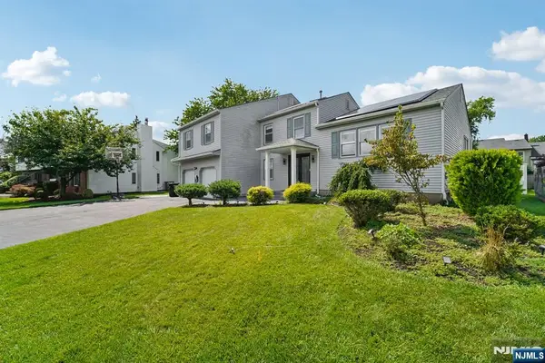 12 Manning Road, Paramus, NJ 07652