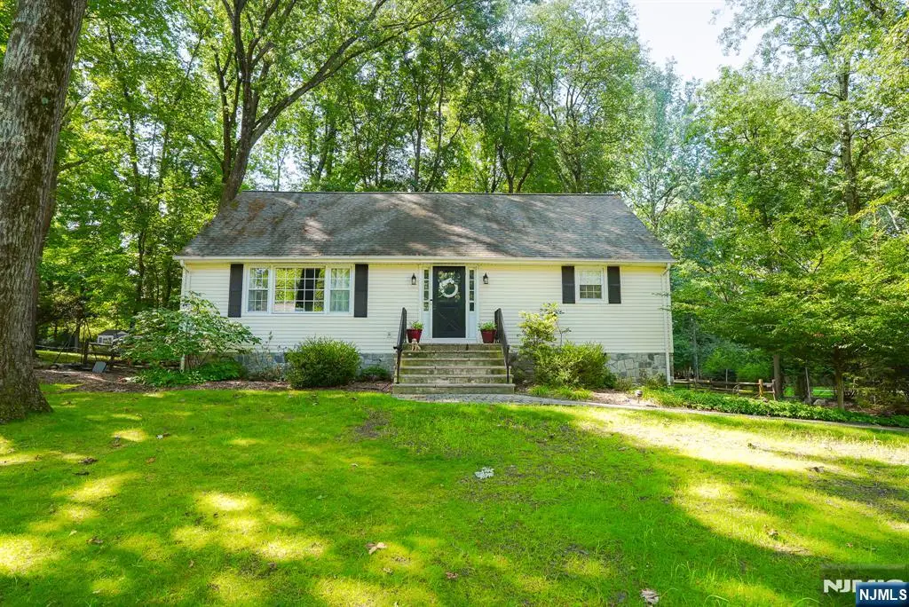 11 Haring Drive, Old Tappan, NJ 07675 - #1