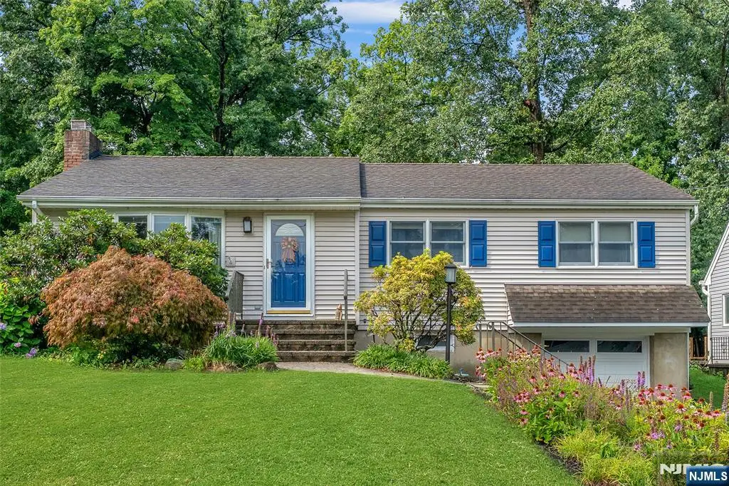 98 Walnut Street, Oakland, NJ 07436 - #1