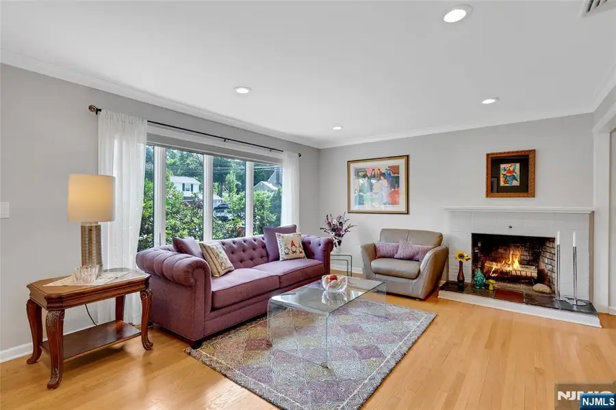 98 Walnut Street, Oakland, NJ 07436 - #2