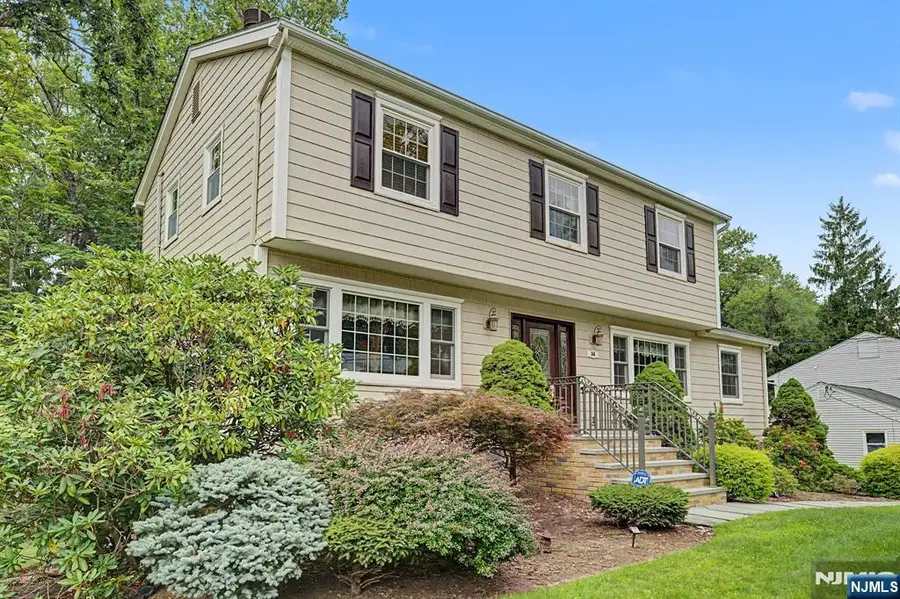 34 Cavell Place, Caldwell, NJ 07006 - #3