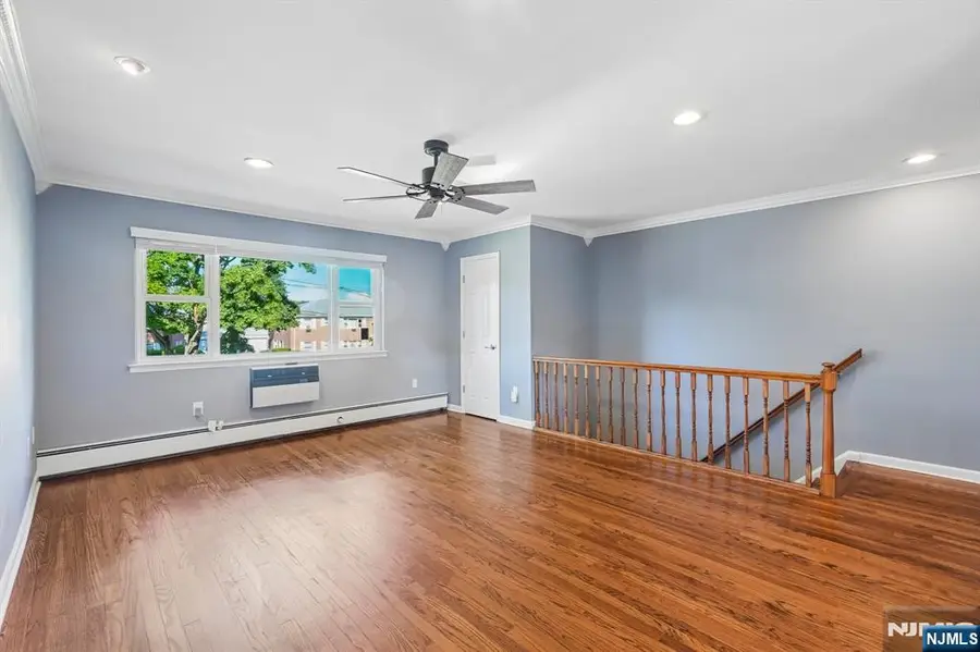 39 Manchester Court 122, Wayne, NJ 07470 - #3