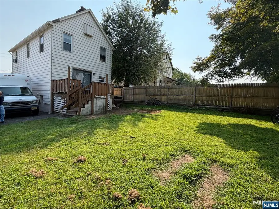 28 Backiel Avenue, Little Ferry, NJ 07643 - #3