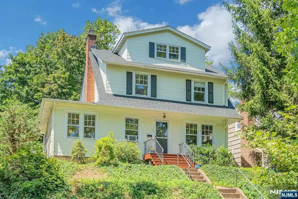 148 Essex Avenue, Glen Ridge, NJ 07028
