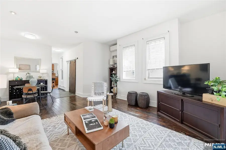 913-915 Willow Avenue 4A, Hoboken, NJ 07030 - #3