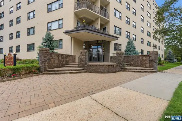 25 Grand Avenue 6E, Hackensack, NJ 07601