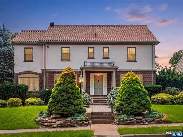 22 Serafin Place, Glen Rock, NJ 07452