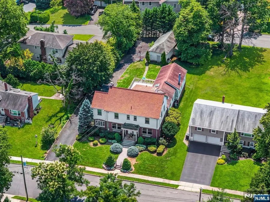 22 Serafin Place, Glen Rock, NJ 07452 - #2