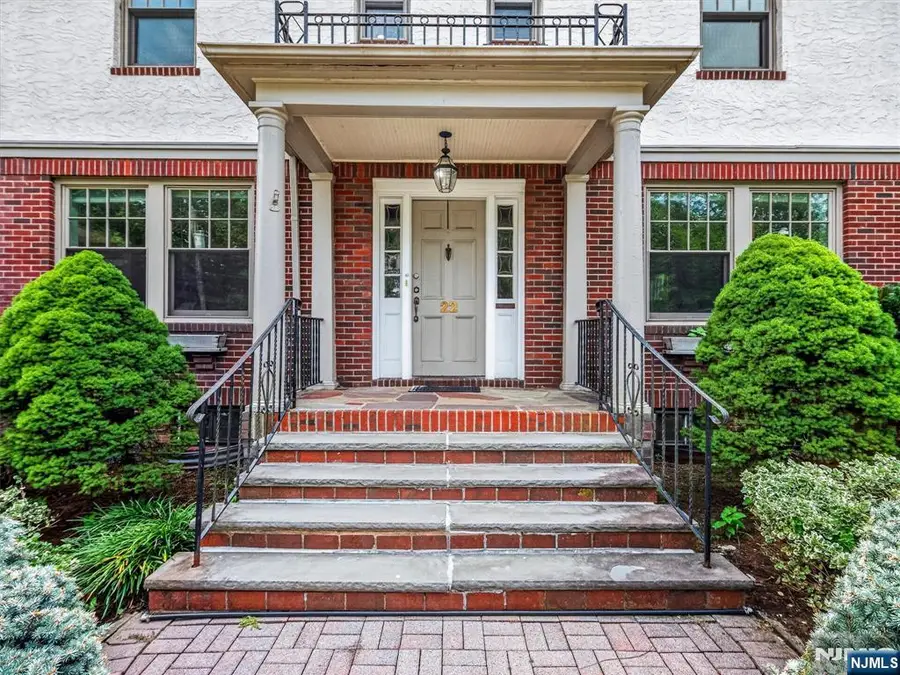22 Serafin Place, Glen Rock, NJ 07452 - #3