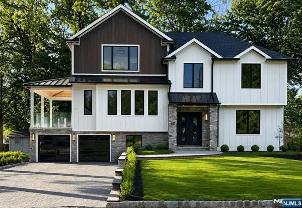 63 Billingsley Drive, Livingston, NJ 07039