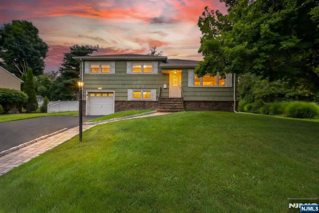19 Andover Drive, Wayne, NJ 07470 - #1