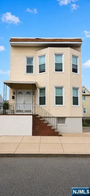 165 Devon Street, Kearny, NJ 07032 - #1