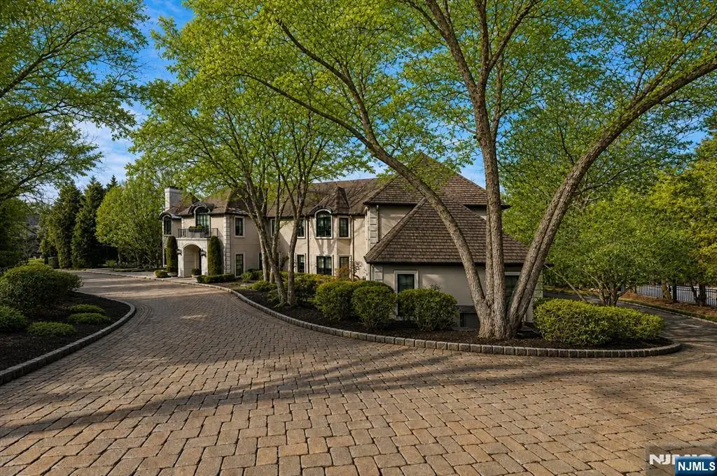 66 Hoover Drive, Cresskill, NJ 07626 - #1