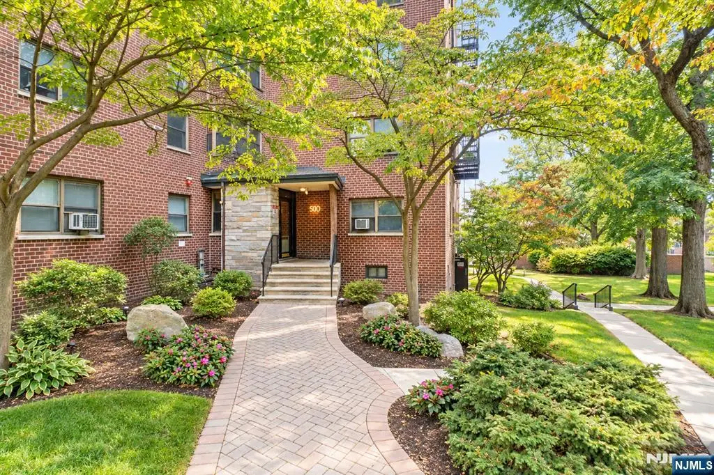 500 Linwood Drive 3B, Fort Lee, NJ 07024 - #1