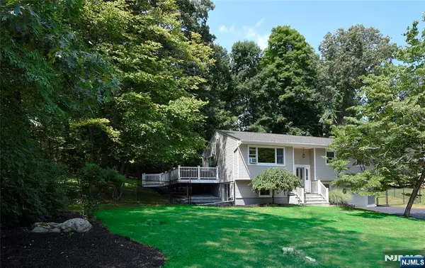 336 Conklintown Road, Ringwood, NJ 07456