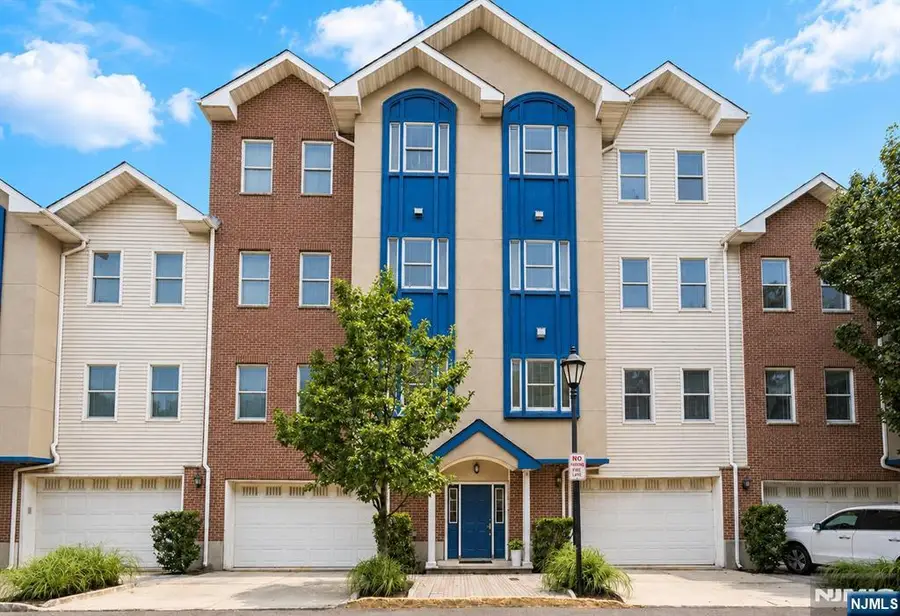 620 38th Street 205, Union City, NJ 07087 - #2