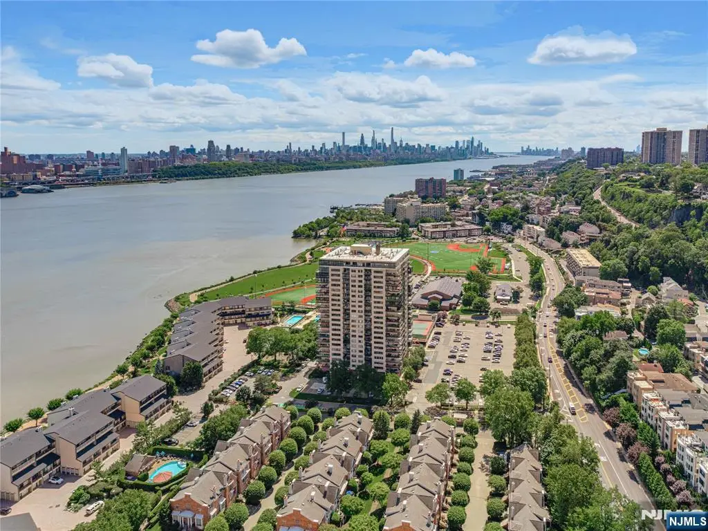 1203 River Road 1G, Edgewater, NJ 07020 - #1