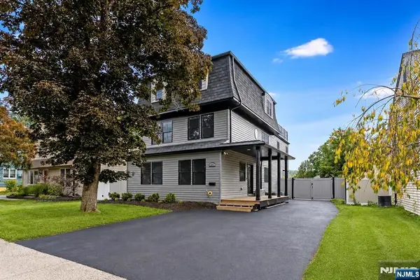 1074 Colfax Avenue, Pompton Lakes, NJ 07442