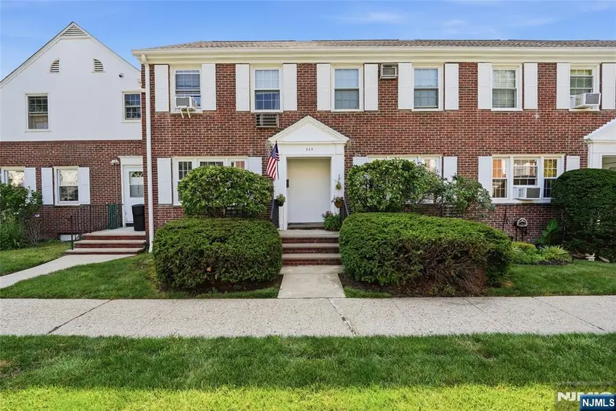 283 Elmwood Avenue A, Maplewood, NJ 07040 - #2