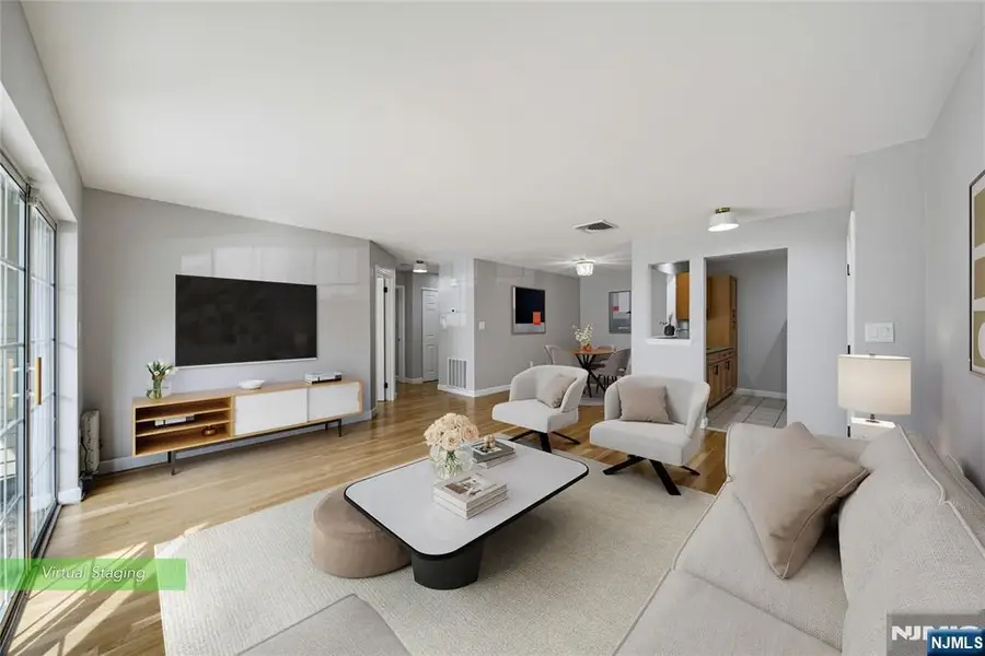 400 Crown Court 581, Edgewater, NJ 07020 - #3