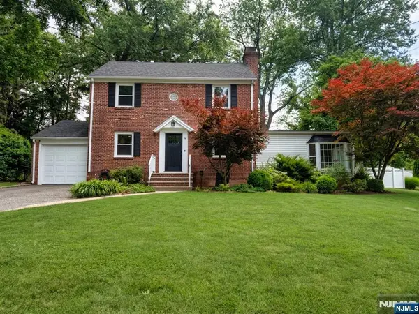 778 Oak Avenue, River Edge, NJ 07661