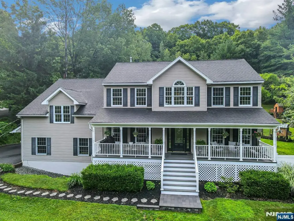 588 Stonetown Road, Ringwood, NJ 07456 - #1
