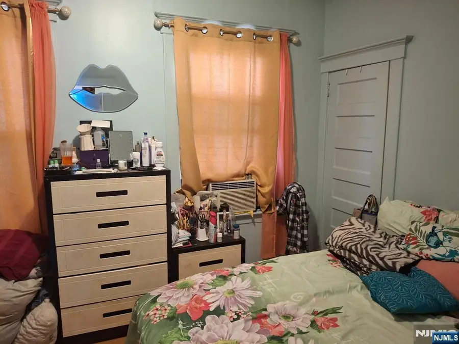 554 Norwood Street, East Orange, NJ 07018 - #3