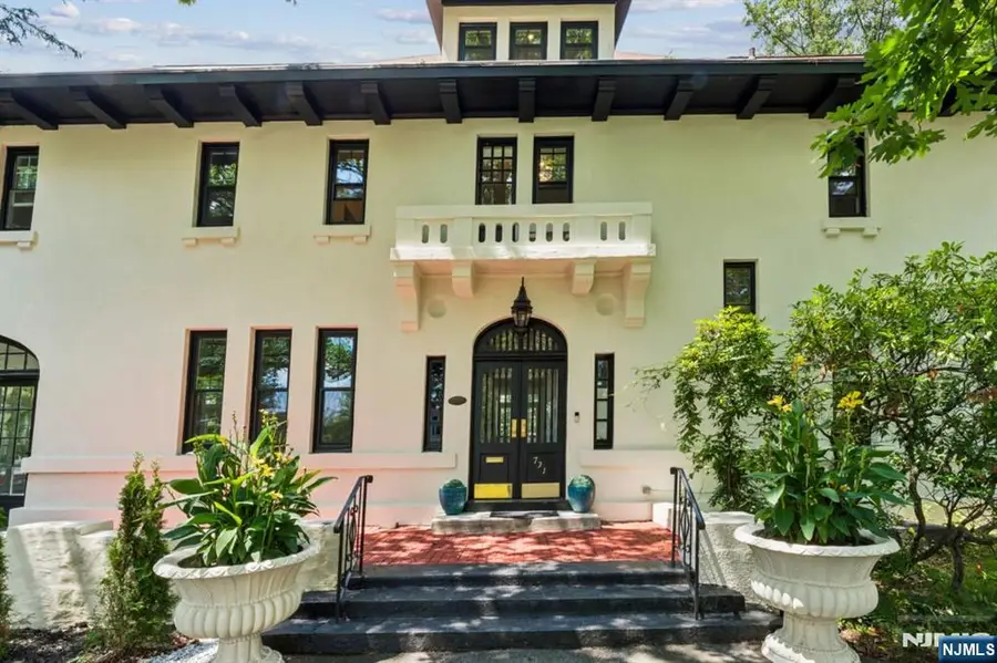731 Berkeley Avenue, Orange, NJ 07050 - #3