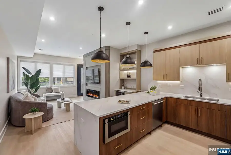 78 Zabriskie 1, Jersey City, NJ 07307 - #3