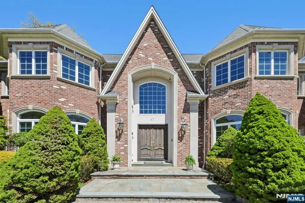 47 Cortland Trail, Mahwah, NJ 07430 - #1
