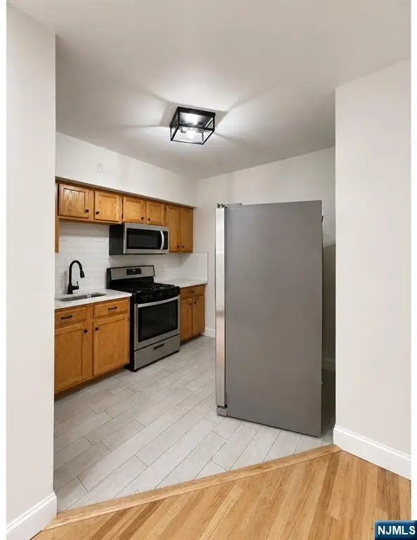 675 Joralemon A2, Belleville, NJ 07109 - #2