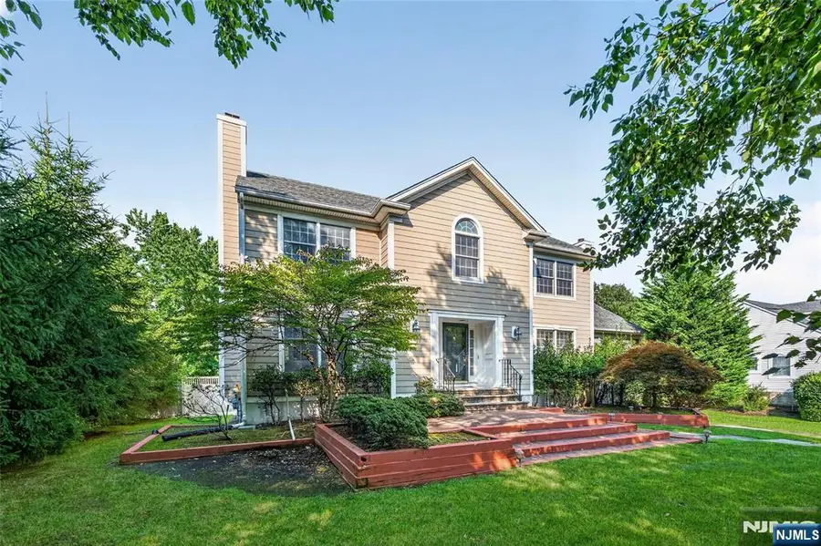 320 William Way, Wyckoff, NJ 07481 - #2