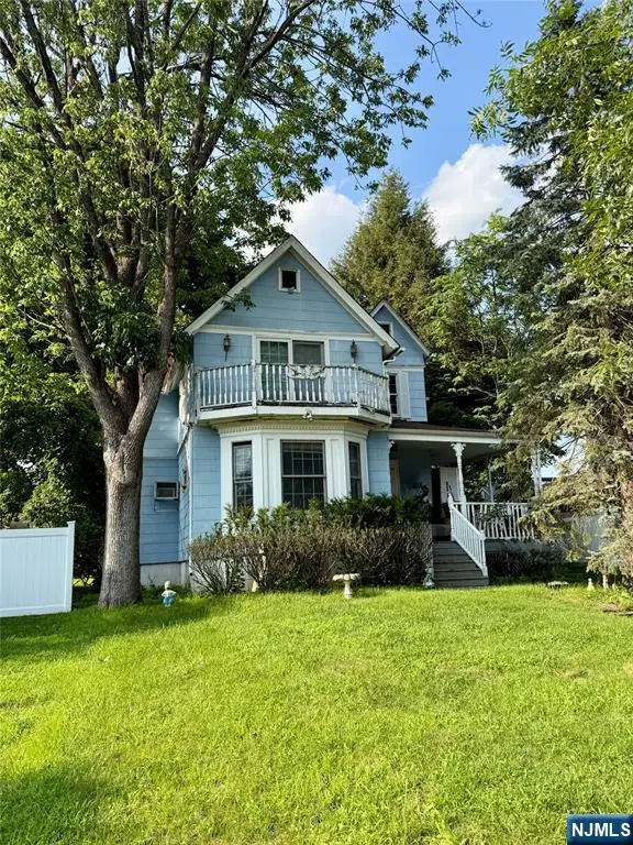 542 Westwood Avenue, River Vale, NJ 07675 - #2