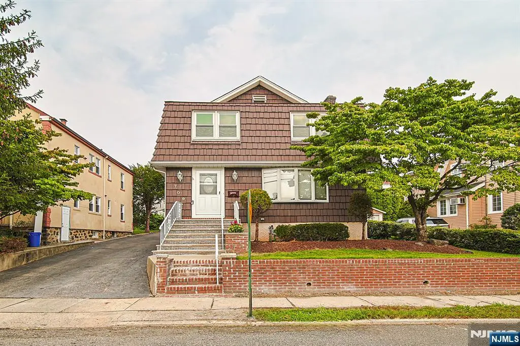 709 Kingsland Avenue, Ridgefield, NJ 07657 - #1