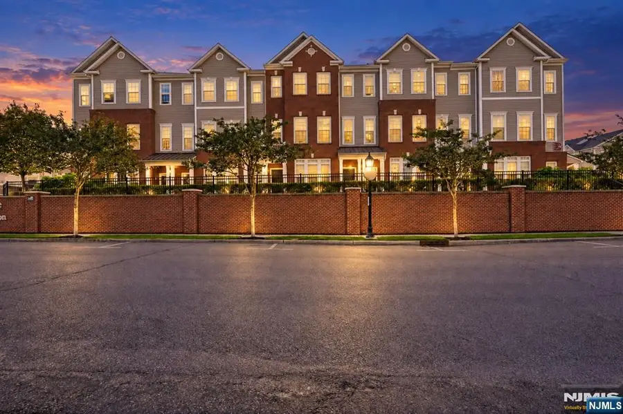 11 Wesmont Drive, Wood Ridge, NJ 07075 - #3