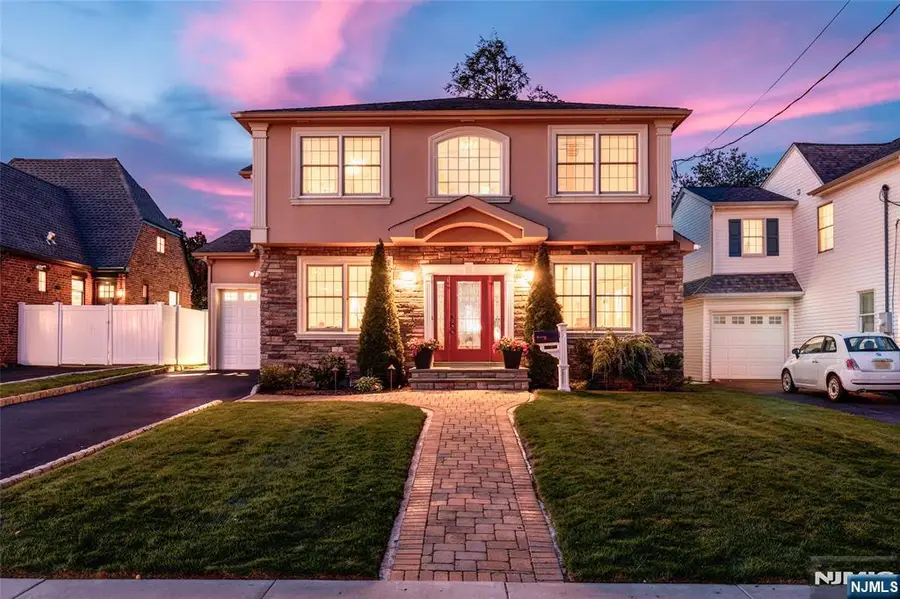 16 Madison Avenue, Hasbrouck Heights, NJ 07604 - #2