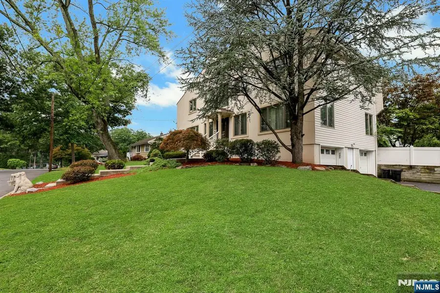 974 Bridge Street, Township Of Washington, NJ 07676 - #2