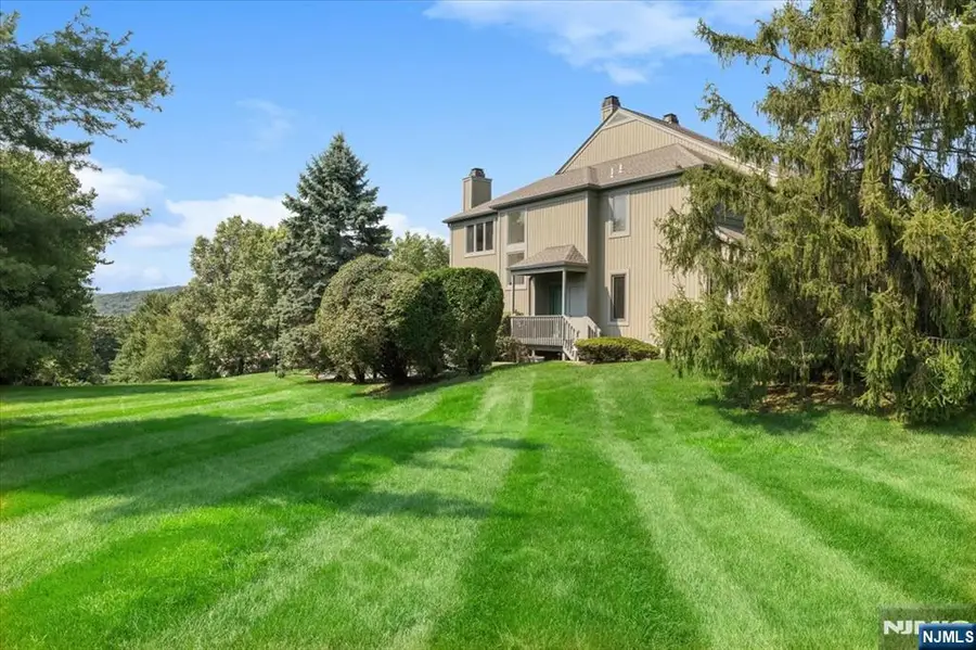 594 Glasmere Road, Mahwah, NJ 07430 - #2