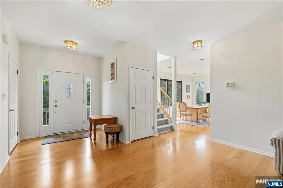 594 Glasmere Road, Mahwah, NJ 07430 - #3