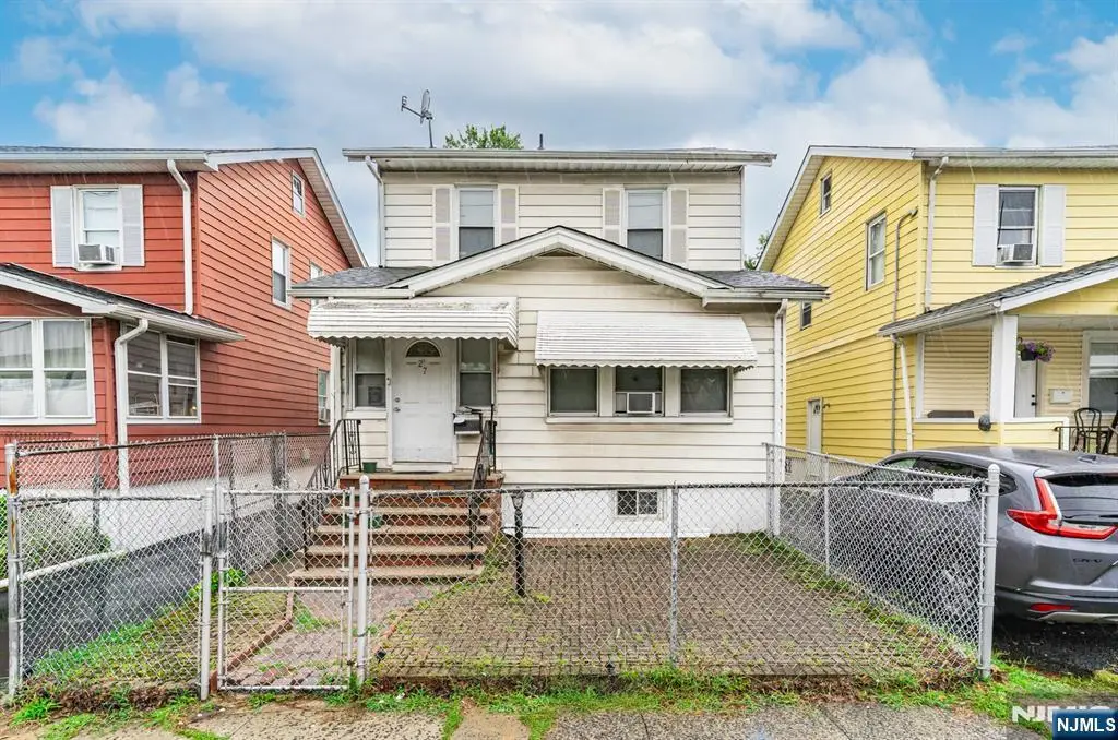27 Philip Place, Irvington, NJ 07111 - #1