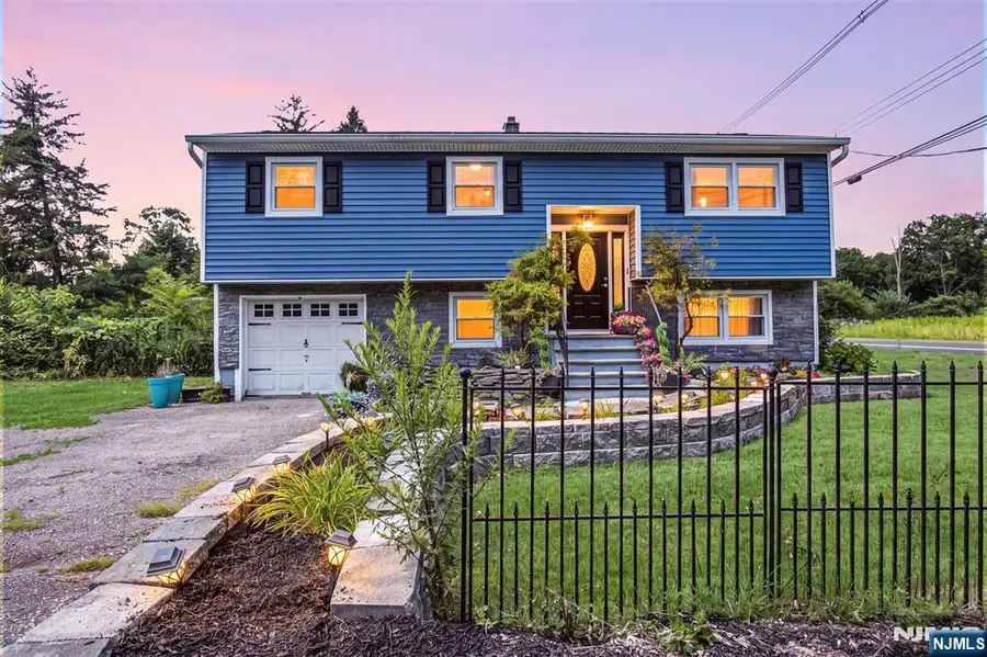 2 Scenic Drive, Green, NJ 07821 - #2