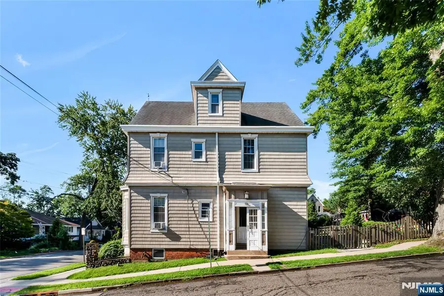 809 Park Avenue, River Edge, NJ 07661 - #2
